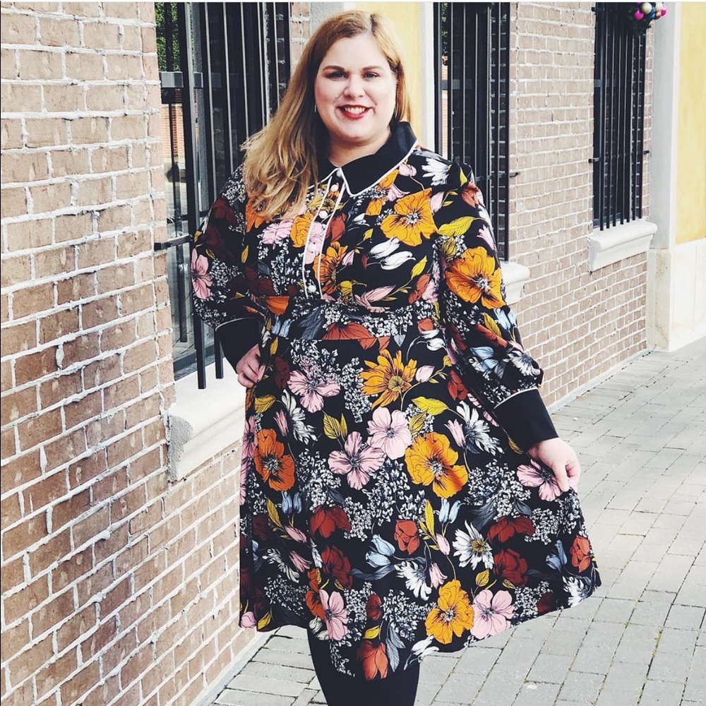 Beautiful Halogen dress!